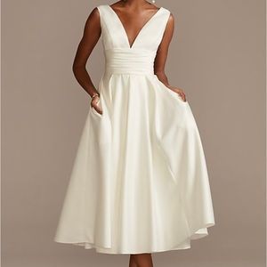 Satin V-neck T-Length A-Line Dress